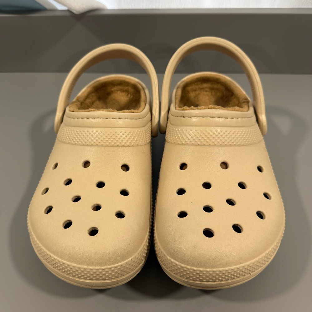 Crocs Classic Fuzzy Clog